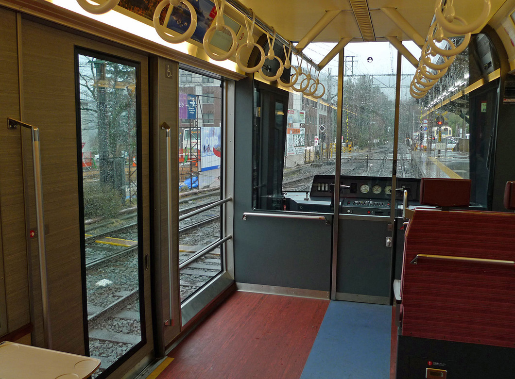 電車内